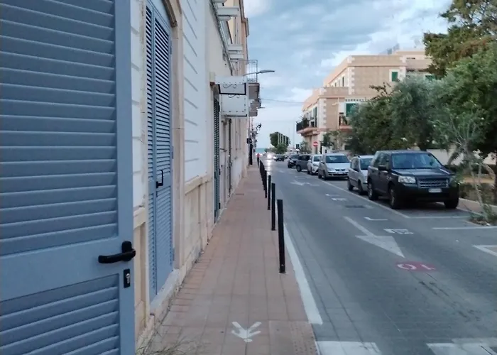 Πανσιόν Al Mare 22 3*